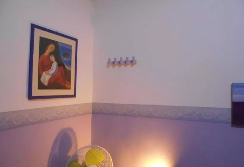 Robby's House Bed & Breakfast