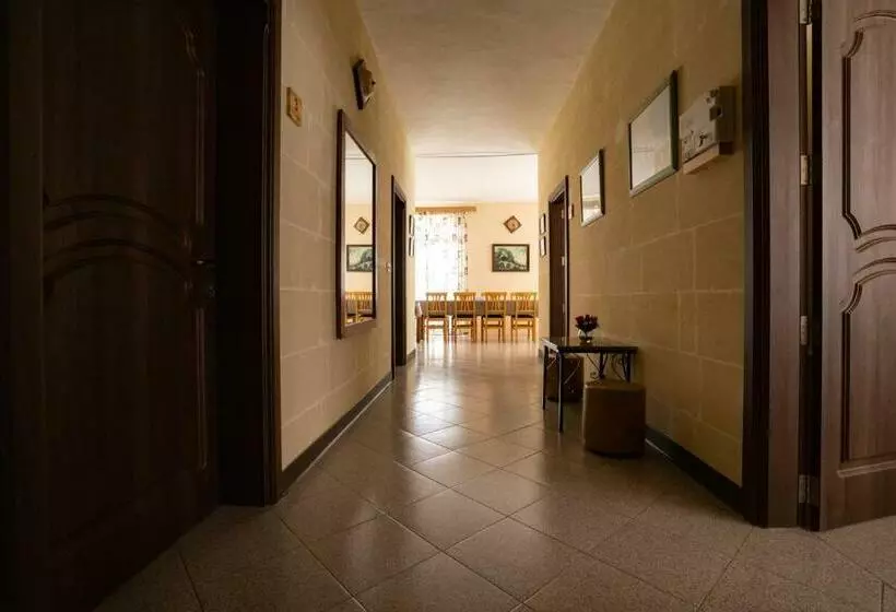 Sunset Seaview Apartments