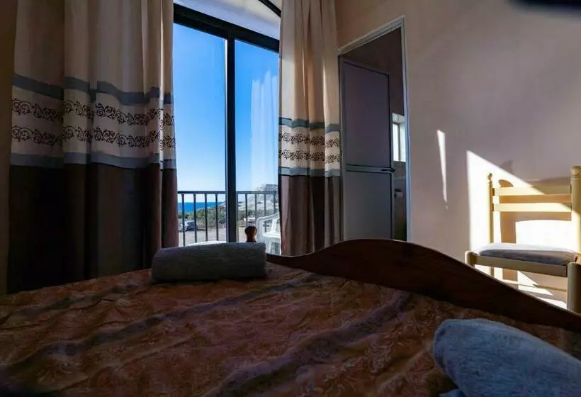 Sunset Seaview Apartments