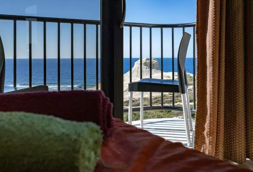 Sunset Seaview Apartments