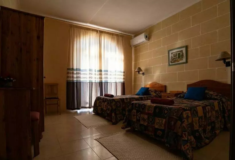 Sunset Seaview Apartments