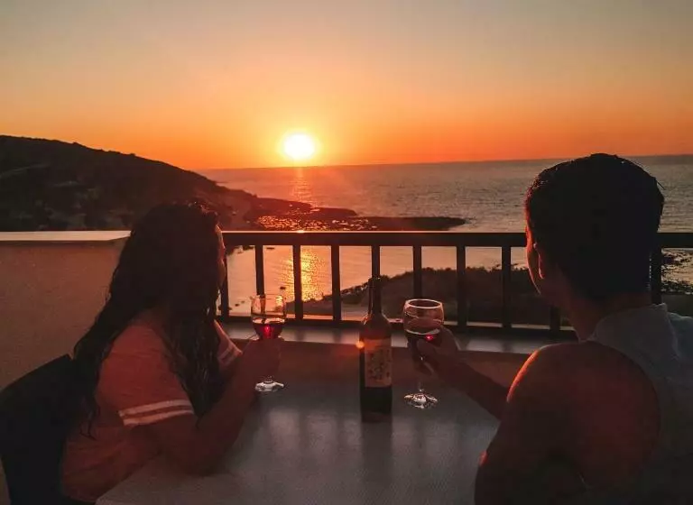 Sunset Seaview Apartments