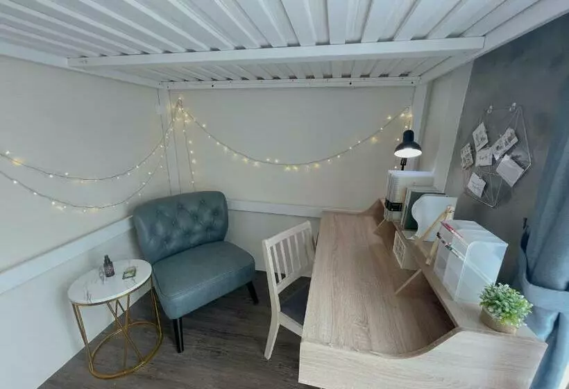 ユースホステル Solitude Space