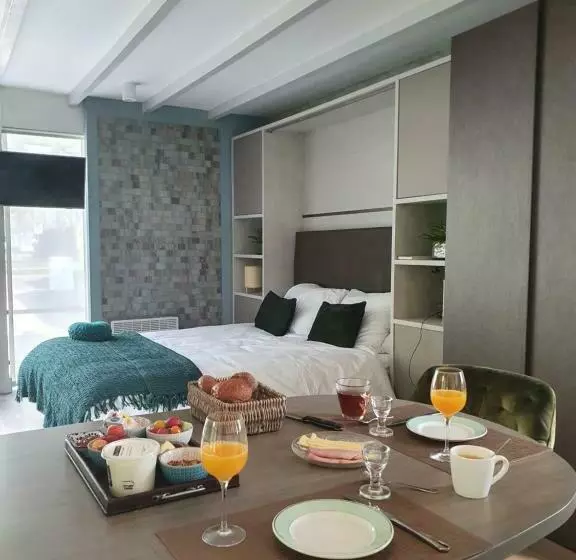 Bed And Breakfast En Studio Het Atelier