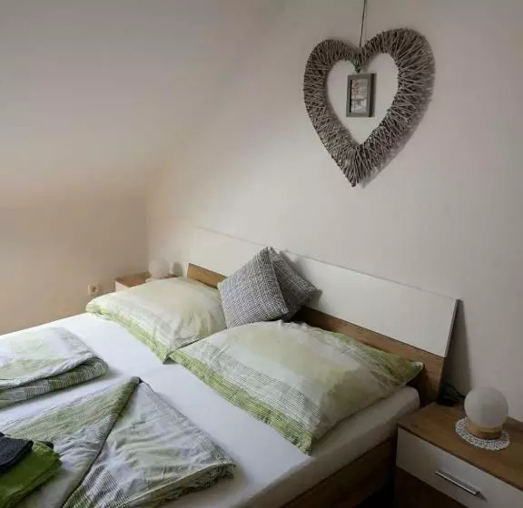 Bed and Breakfast Privatzimmer Helga Haselberger