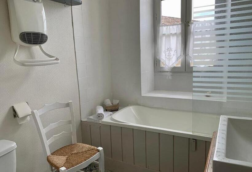 La Maison Du Bourg B&b