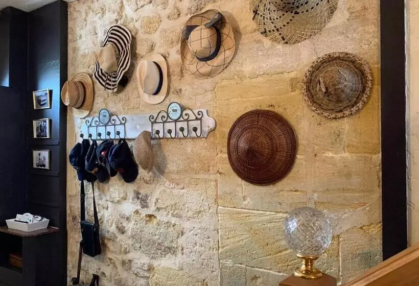 La Maison Du Bourg B&b