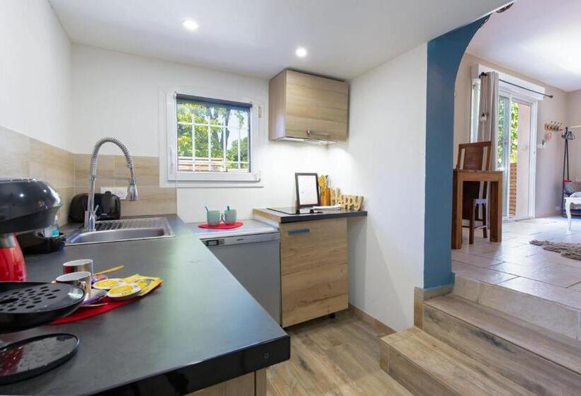 بنسيون Appartement Jacuzzi 4 étoiles   Love Room Beauté