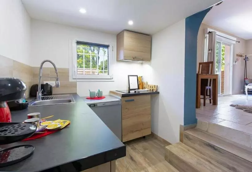 ペンション Appartement Jacuzzi 4 étoiles   Love Room Beauté