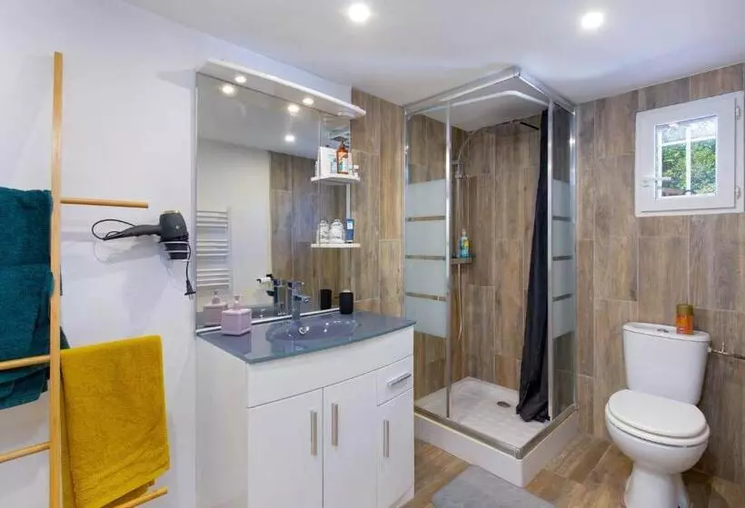 ペンション Appartement Jacuzzi 4 étoiles   Love Room Beauté