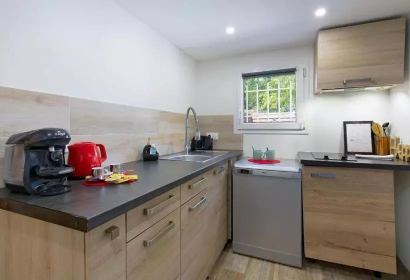 ペンション Appartement Jacuzzi 4 étoiles   Love Room Beauté