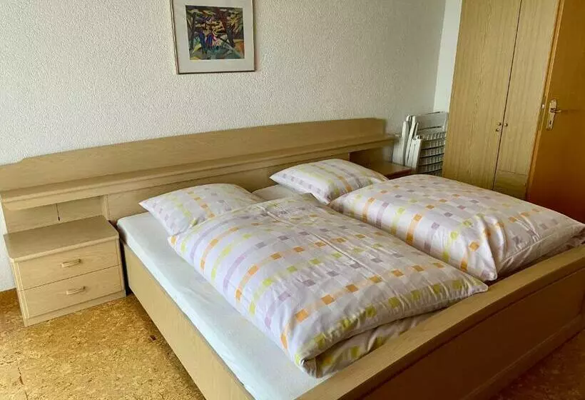 Aamiaismajoitus (B&B) Bäckerei & Pension Seegerer