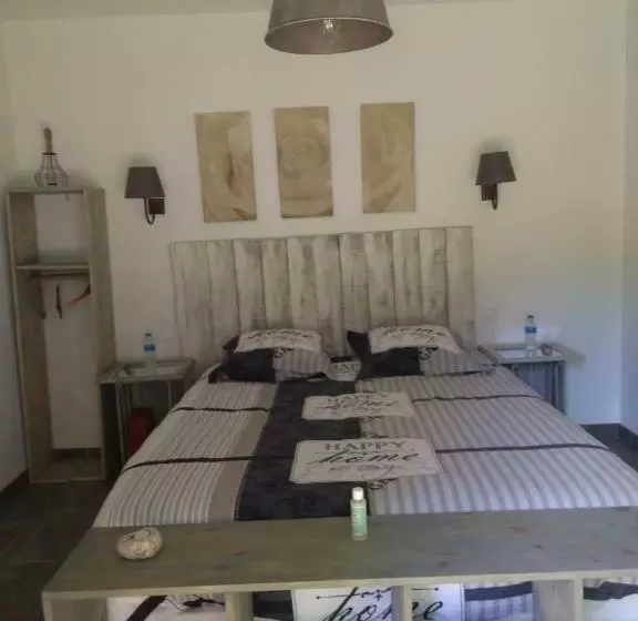 ベッドアンドブレックファースト Les Chambres Du Pont Des Chèvres