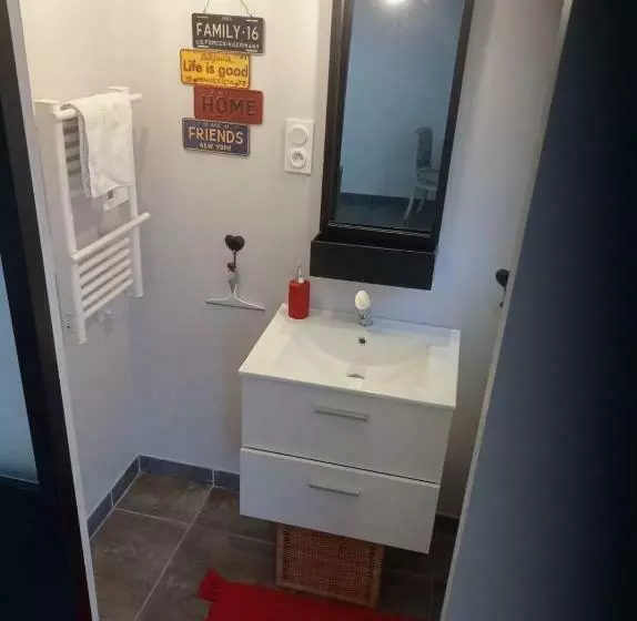 ベッドアンドブレックファースト Les Chambres Du Pont Des Chèvres