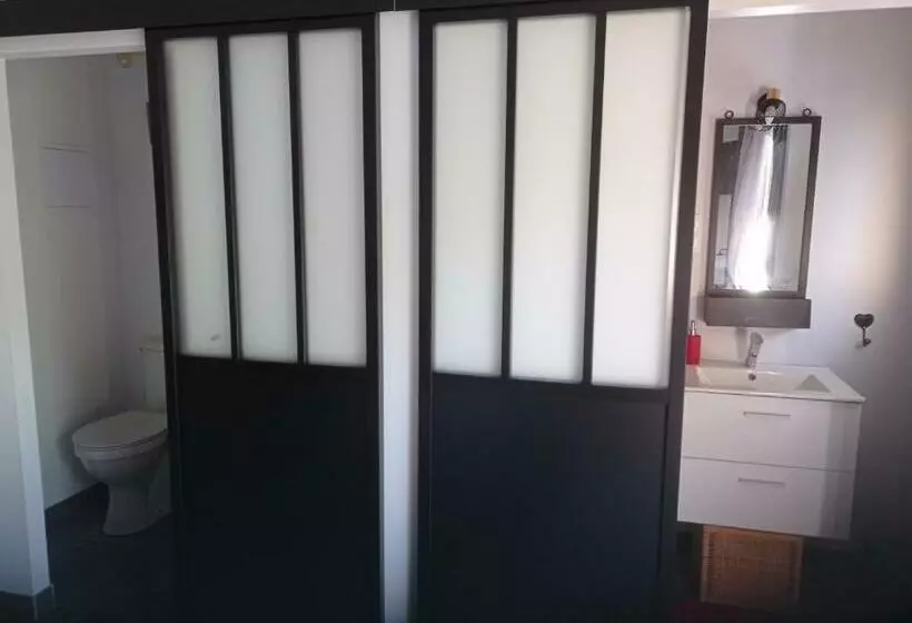 ベッドアンドブレックファースト Les Chambres Du Pont Des Chèvres