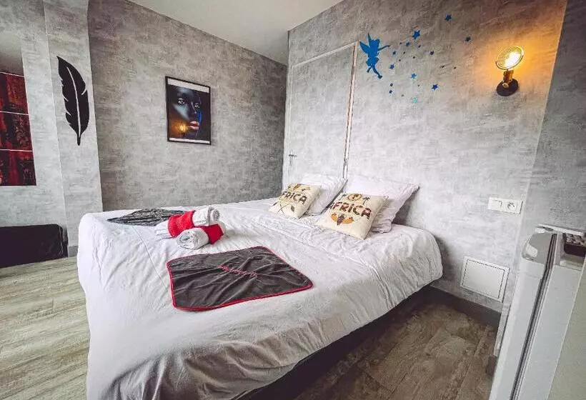 پانسیون Africa Panoramique By Carl Emilie