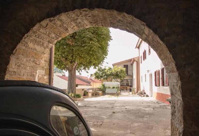 بنسيون Oltre L Arco