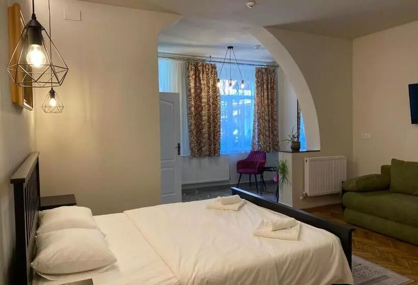 Majatalo Boutique Rooms With Parking