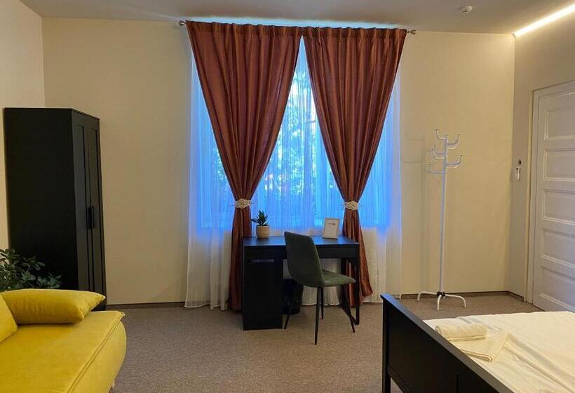 پانسیون Boutique Rooms With Parking