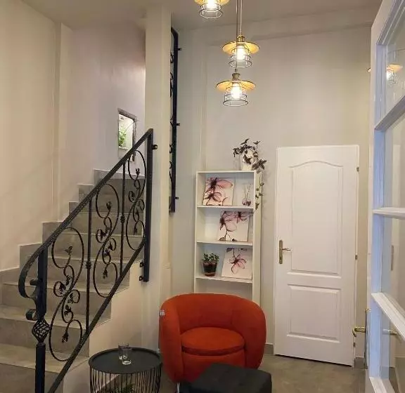 Majatalo Boutique Rooms With Parking