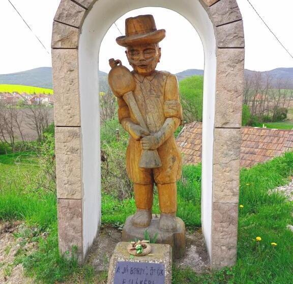 פנסיון Dorci Vendégház   A Piece Of Peace