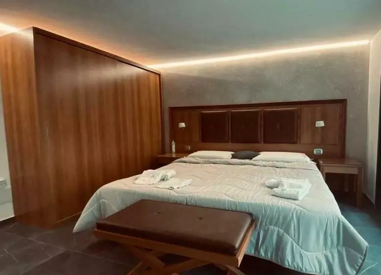 پانسیون Kefa Suite