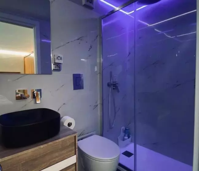 پانسیون Kefa Suite