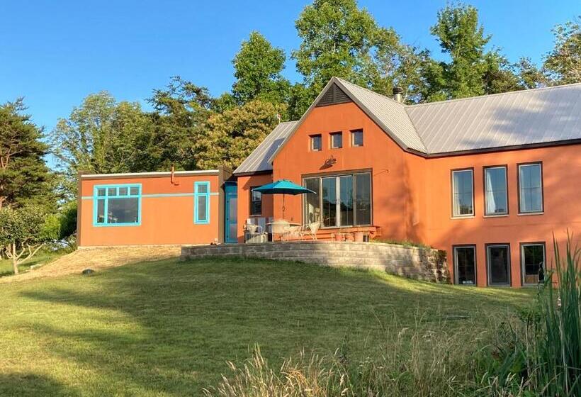 ペンション Eden S Echoes Country Retreat