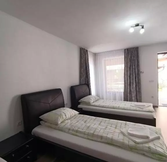 ペンション Vila Ge