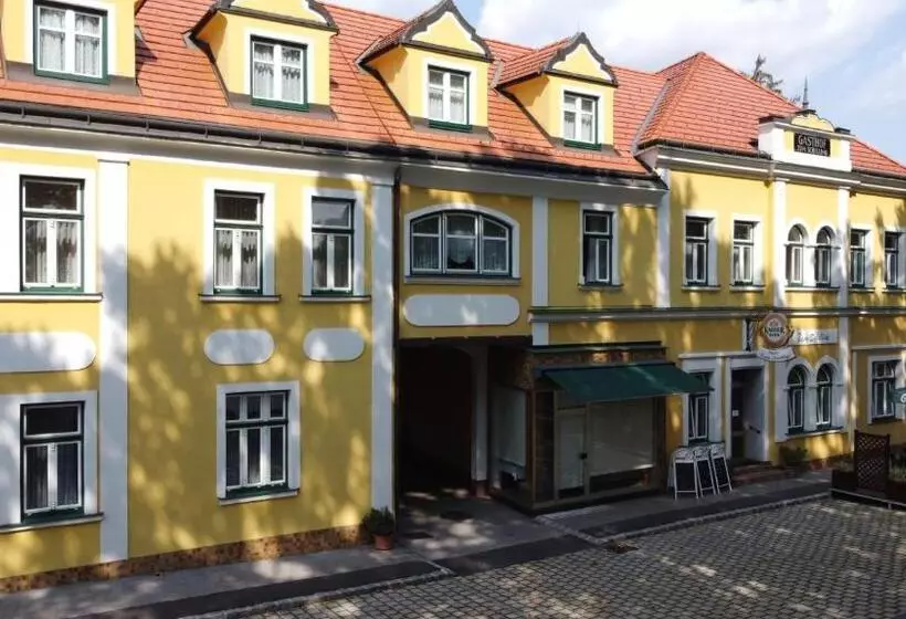 Retkeilymaja Gasthof Zum Schilling