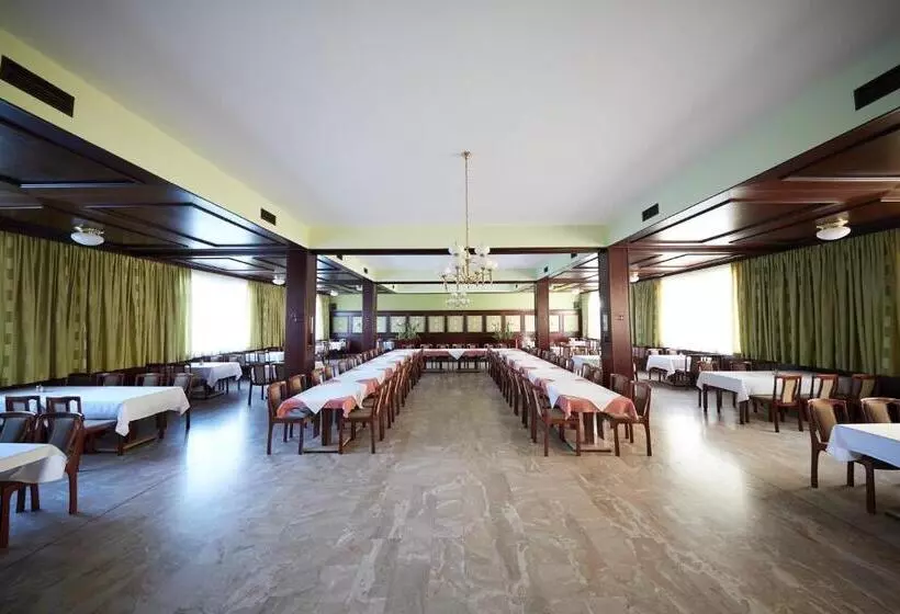 Retkeilymaja Gasthof Zum Schilling