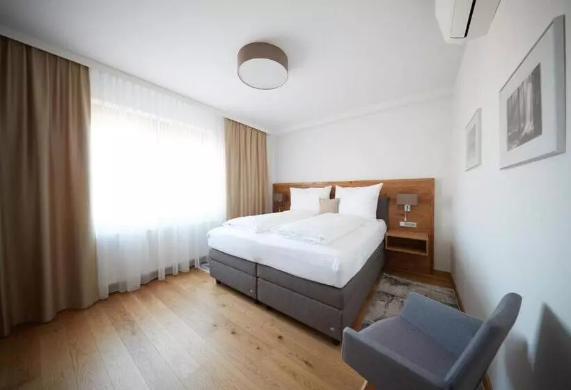 Retkeilymaja Gasthof Zum Schilling