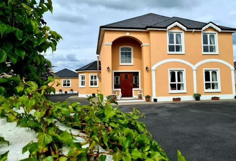 Archmor House B&b