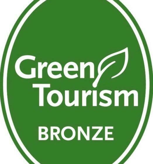 住宿加早餐  Dalmunach House