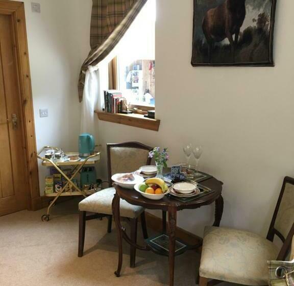 住宿加早餐  Dalmunach House