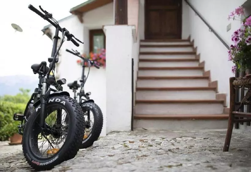 تختخواب و صبحانه Il Ciavattone Bed And Bike