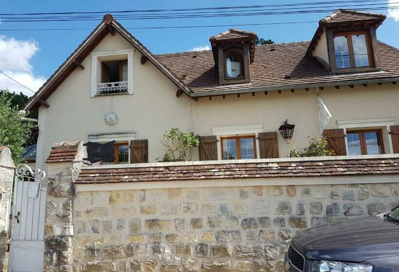 住宿加早餐  La Marlottine