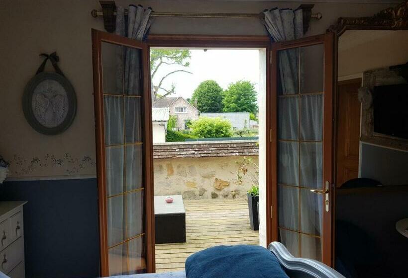 住宿加早餐  La Marlottine