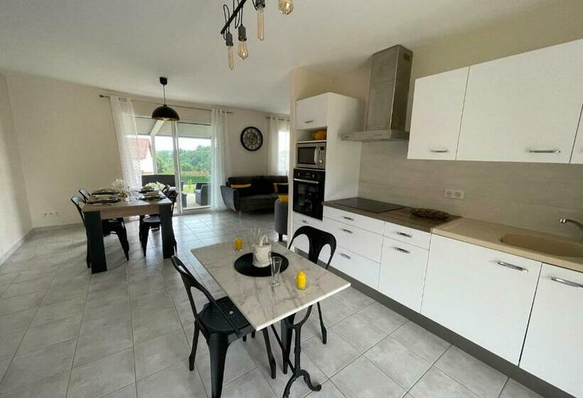 住宿加早餐  Les Jardins De Maelle