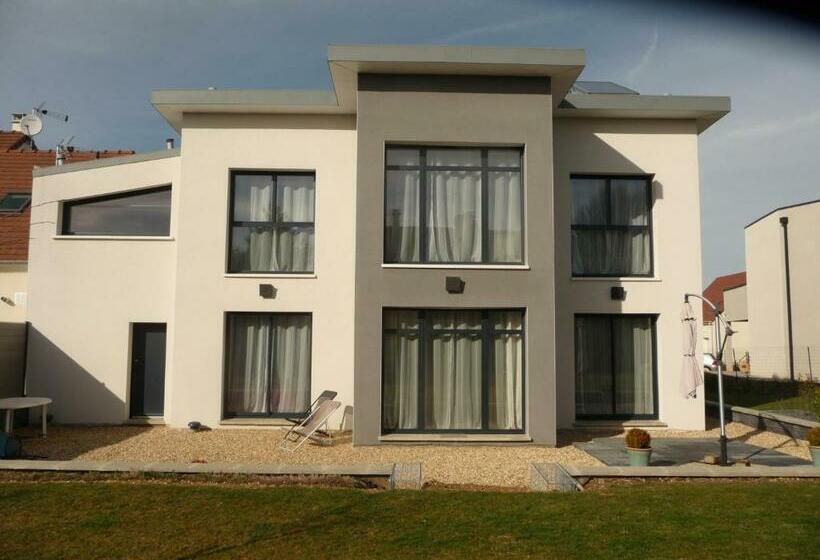 住宿加早餐  Chambres D Hôtes Dans Maison Contemporaine