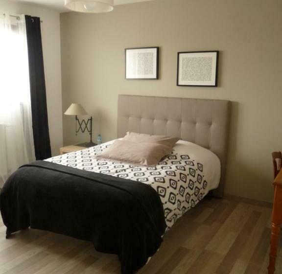 住宿加早餐  Chambres D Hôtes Dans Maison Contemporaine