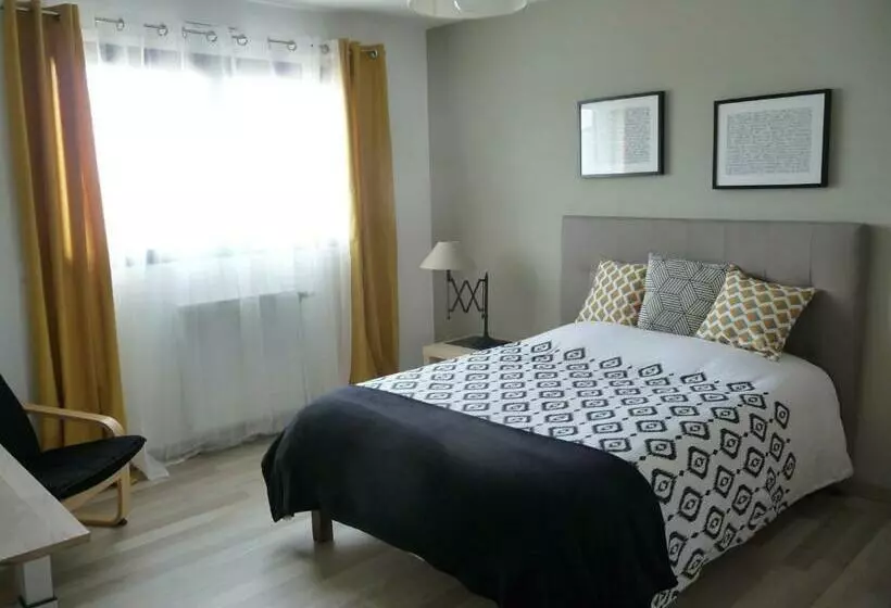 ベッドアンドブレックファースト Chambres D Hôtes Dans Maison Contemporaine