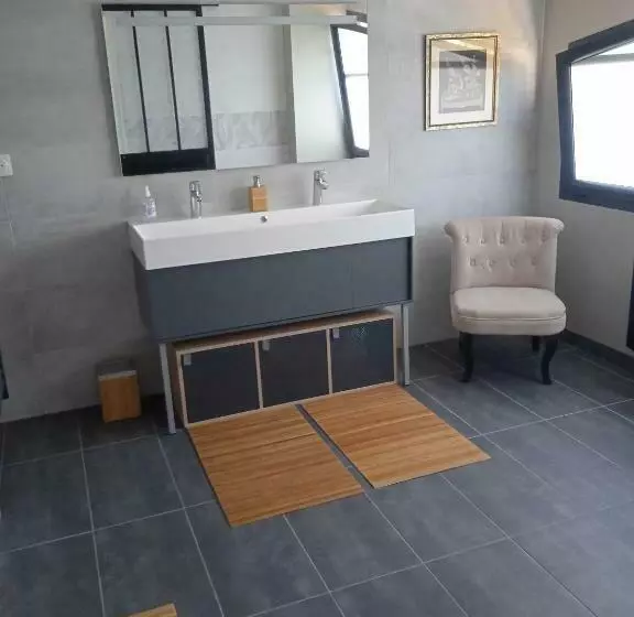 ベッドアンドブレックファースト Chambres D Hôtes Dans Maison Contemporaine