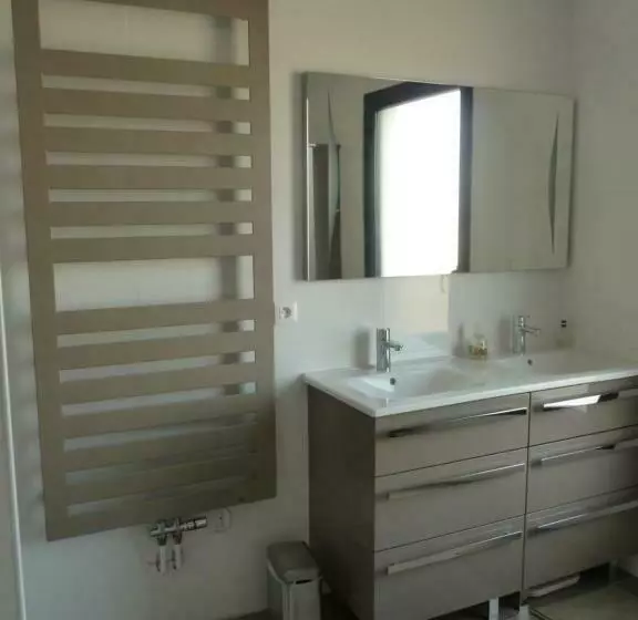 ベッドアンドブレックファースト Chambres D Hôtes Dans Maison Contemporaine