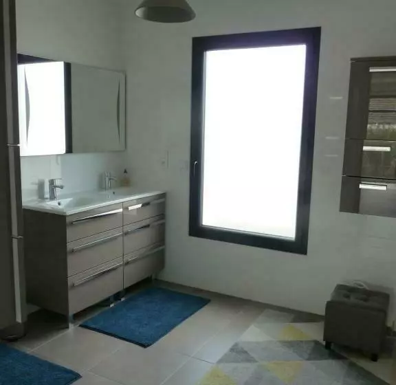 ベッドアンドブレックファースト Chambres D Hôtes Dans Maison Contemporaine