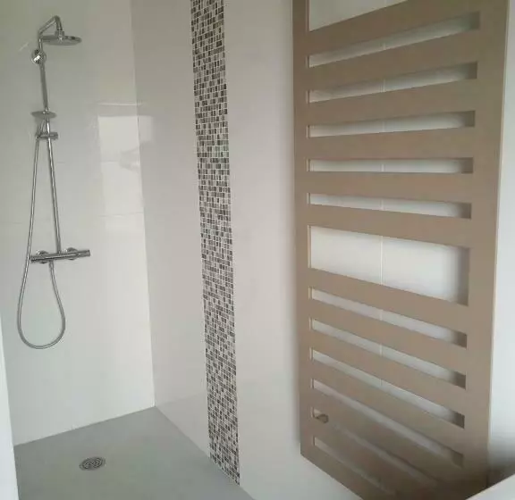 ベッドアンドブレックファースト Chambres D Hôtes Dans Maison Contemporaine