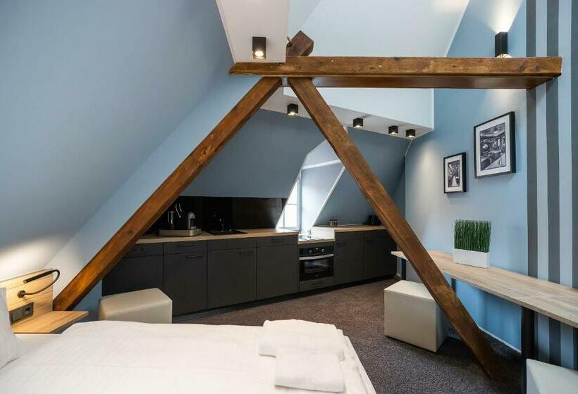 Oldtown Studios By Daspaul