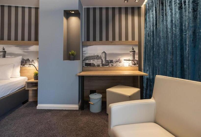 Oldtown Studios By Daspaul