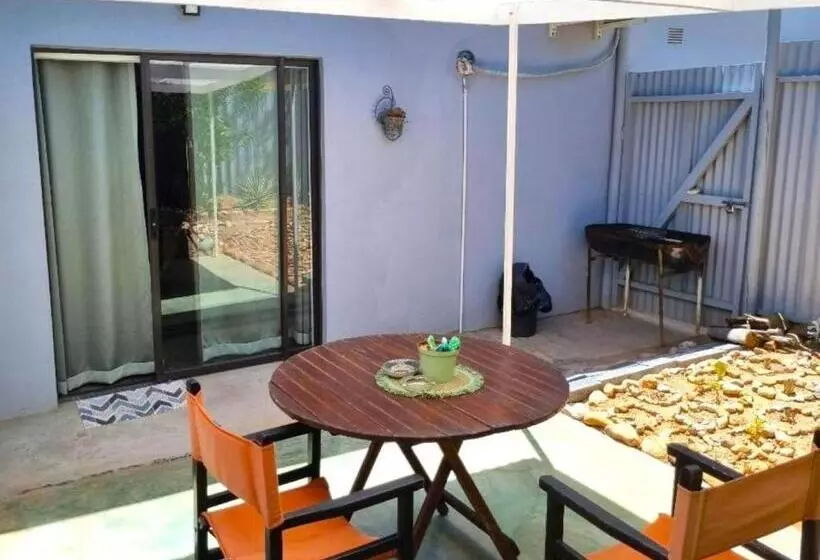 Majatalo Karoo Nest   Calitzdorp