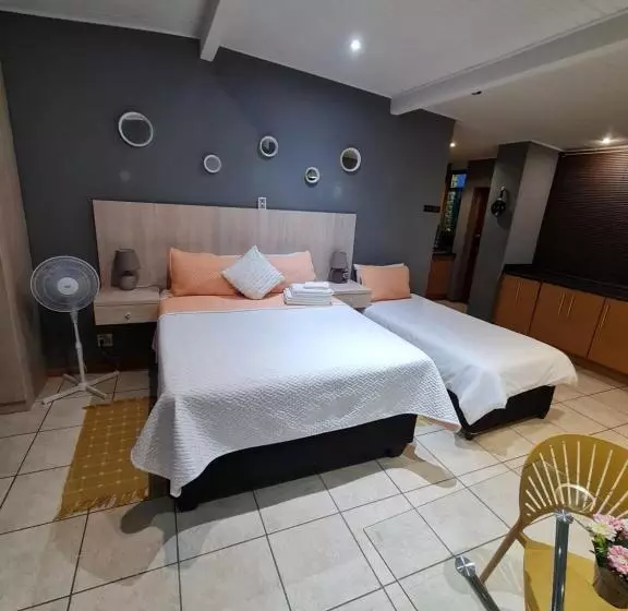 پانسیون Mia Hills Guest House
